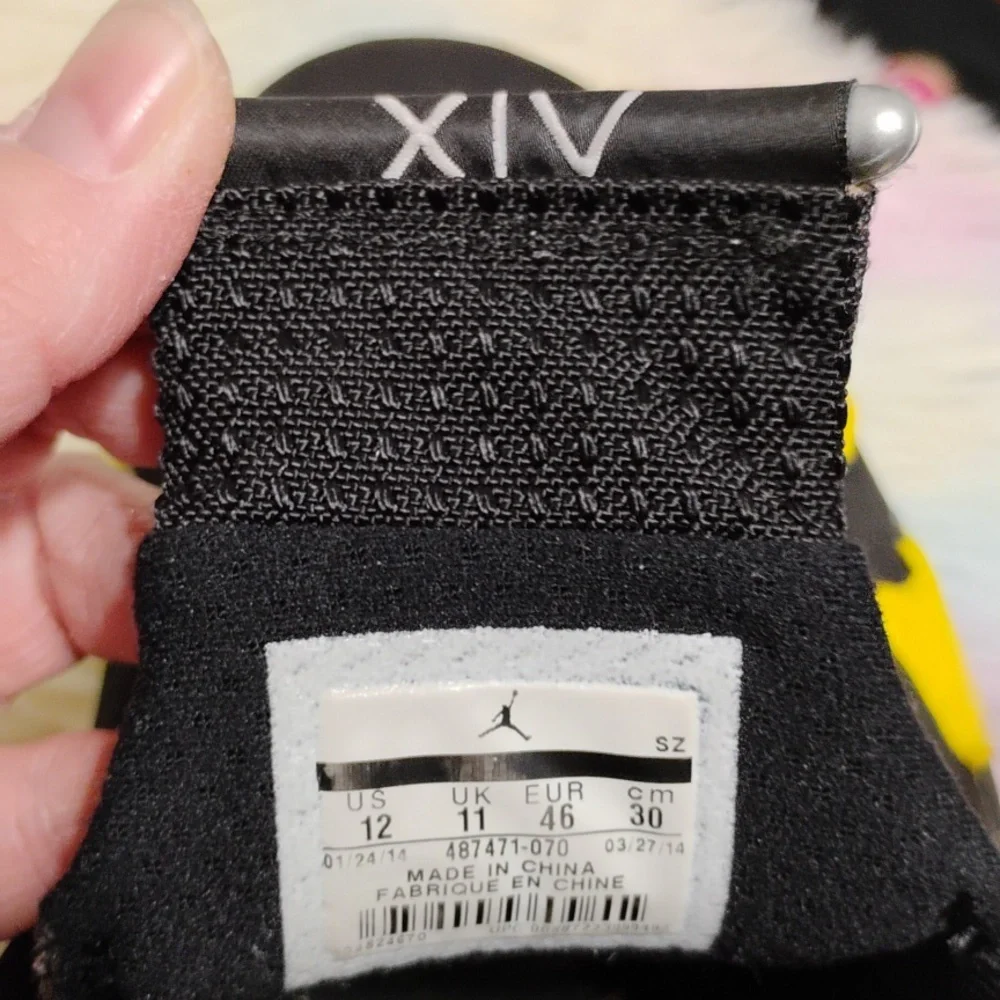 (X-106) SALE! Air Jordan 14 Retro Thunder Sneakers Sz.12 2014 See Pictures